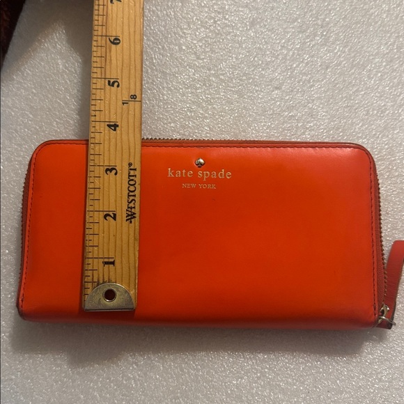 Kate Spade Orange Wallet - Picture 14 of 16